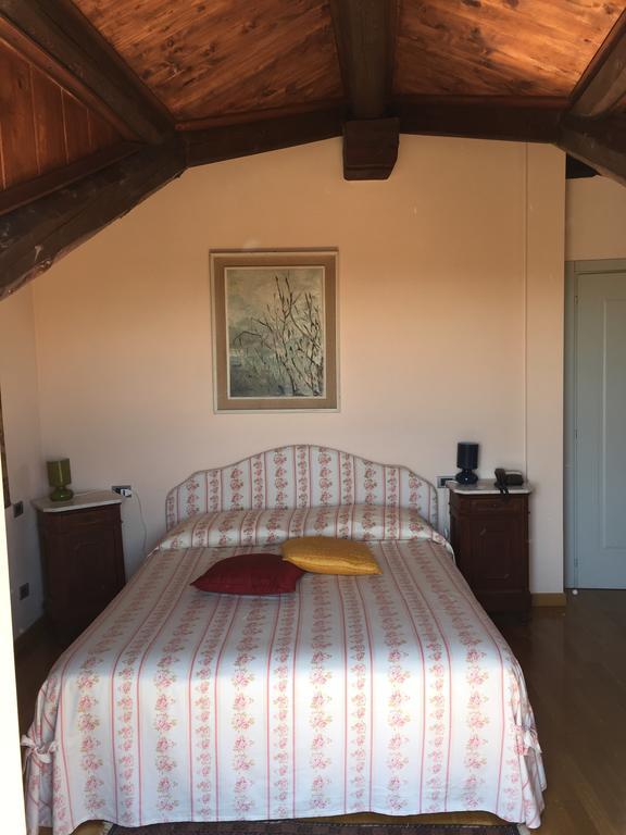 Hotel Castelbourg Neive
