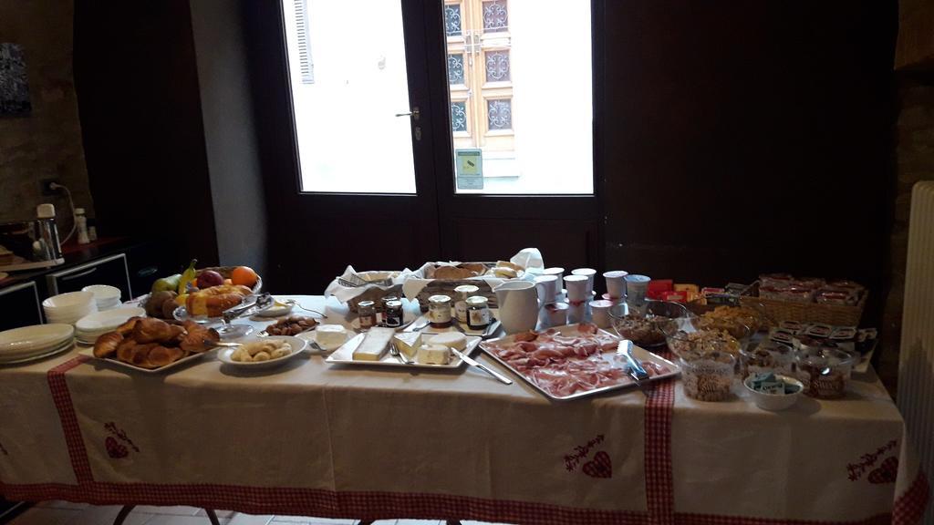 Castelbourg Neive