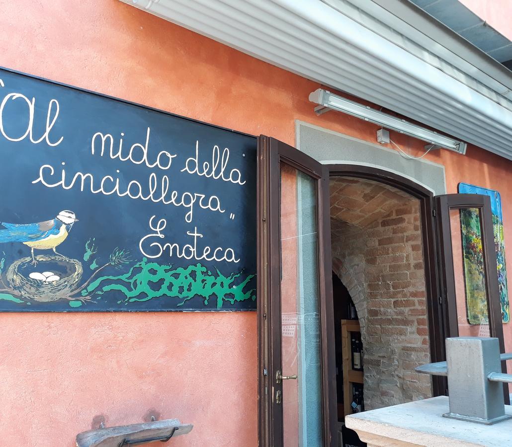 Castelbourg 3* Neive