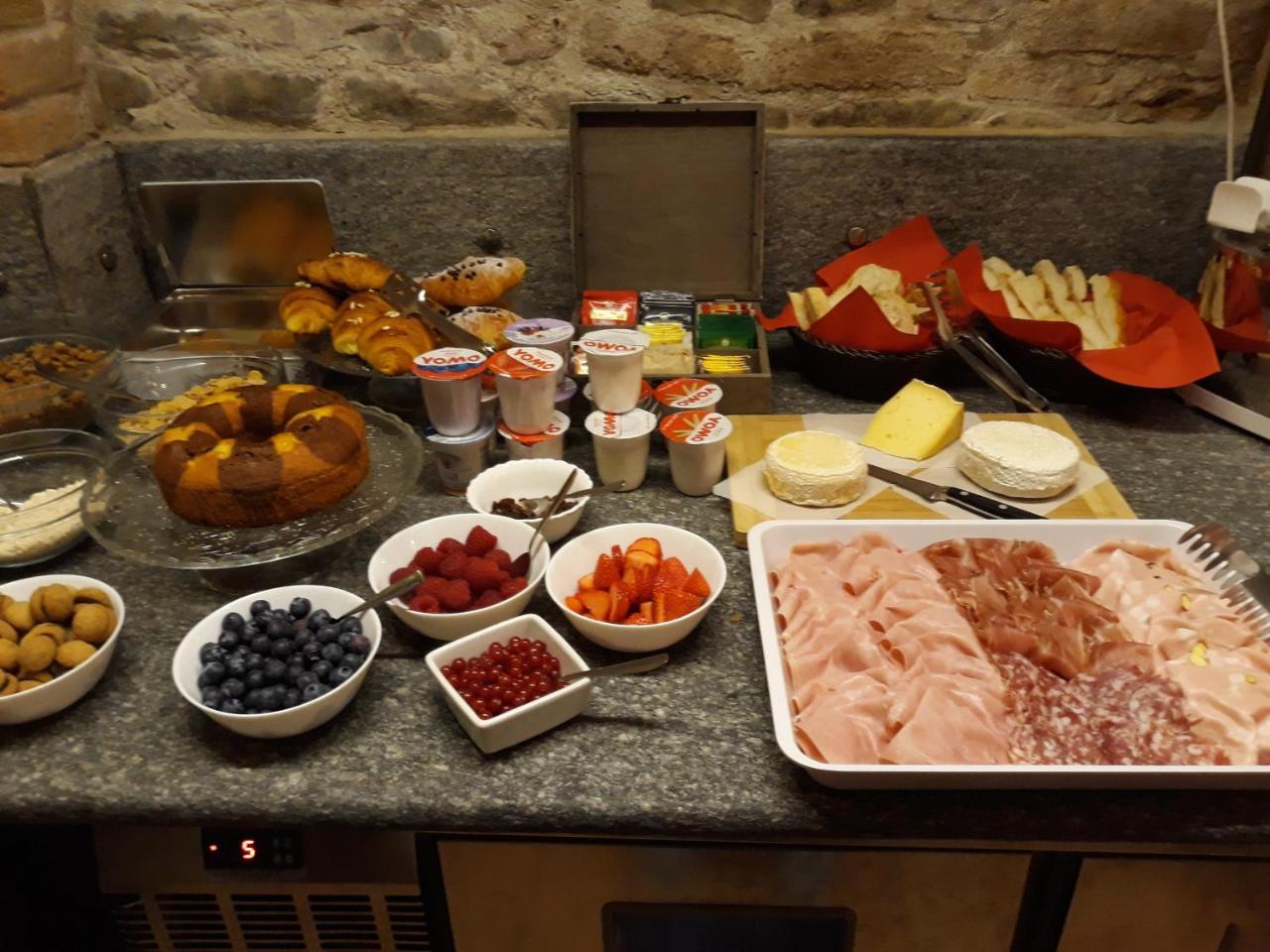 Hotel Castelbourg Neive